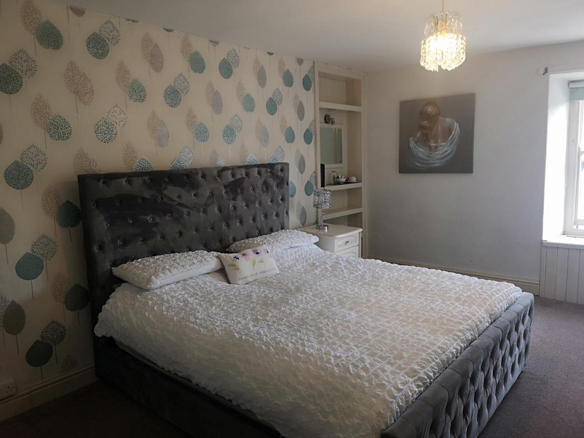 Red Lion Hotel Ystrad Meurig Dış mekan fotoğraf