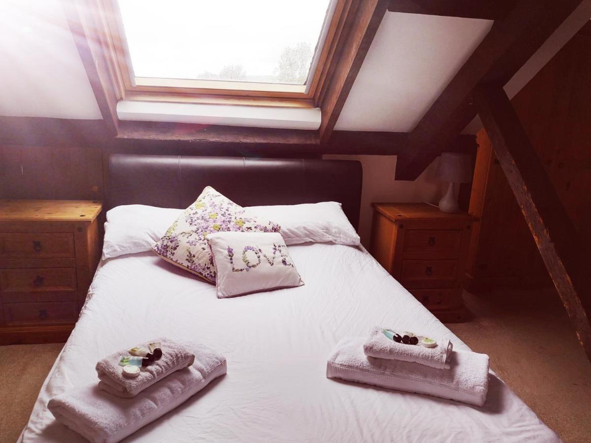 Red Lion Hotel Ystrad Meurig Dış mekan fotoğraf